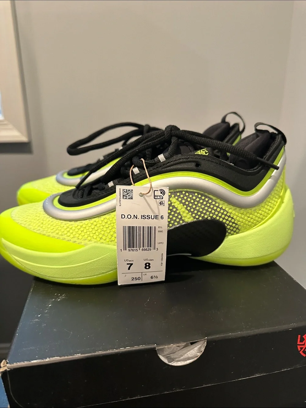 Adidas D.O.N issue 6 Neon Green Basketball shoes Men's 7, Women's 8
